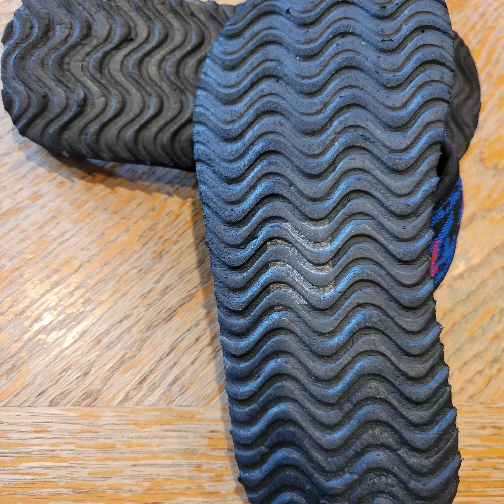 Tropix boys flip-flops size 11